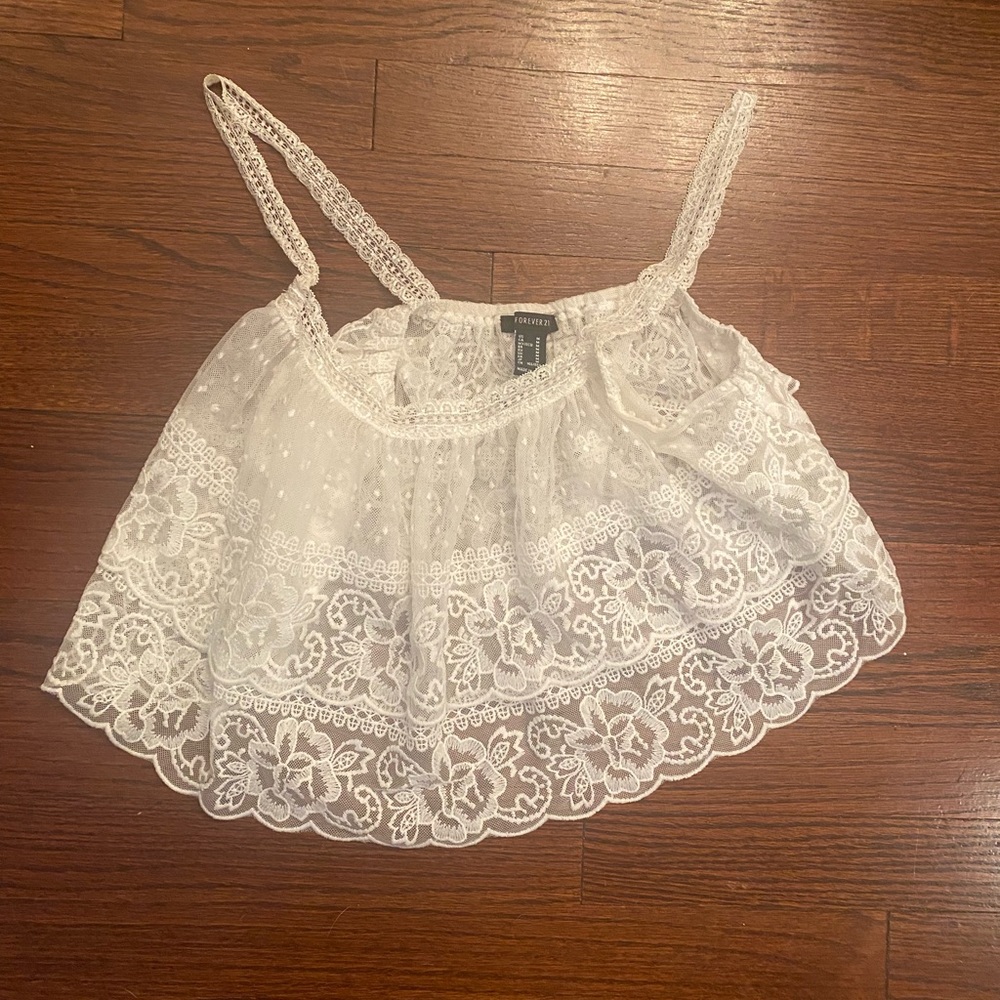 NWOT | Forever 21 | White Lace Cropped Flowy Tank Top | Size M